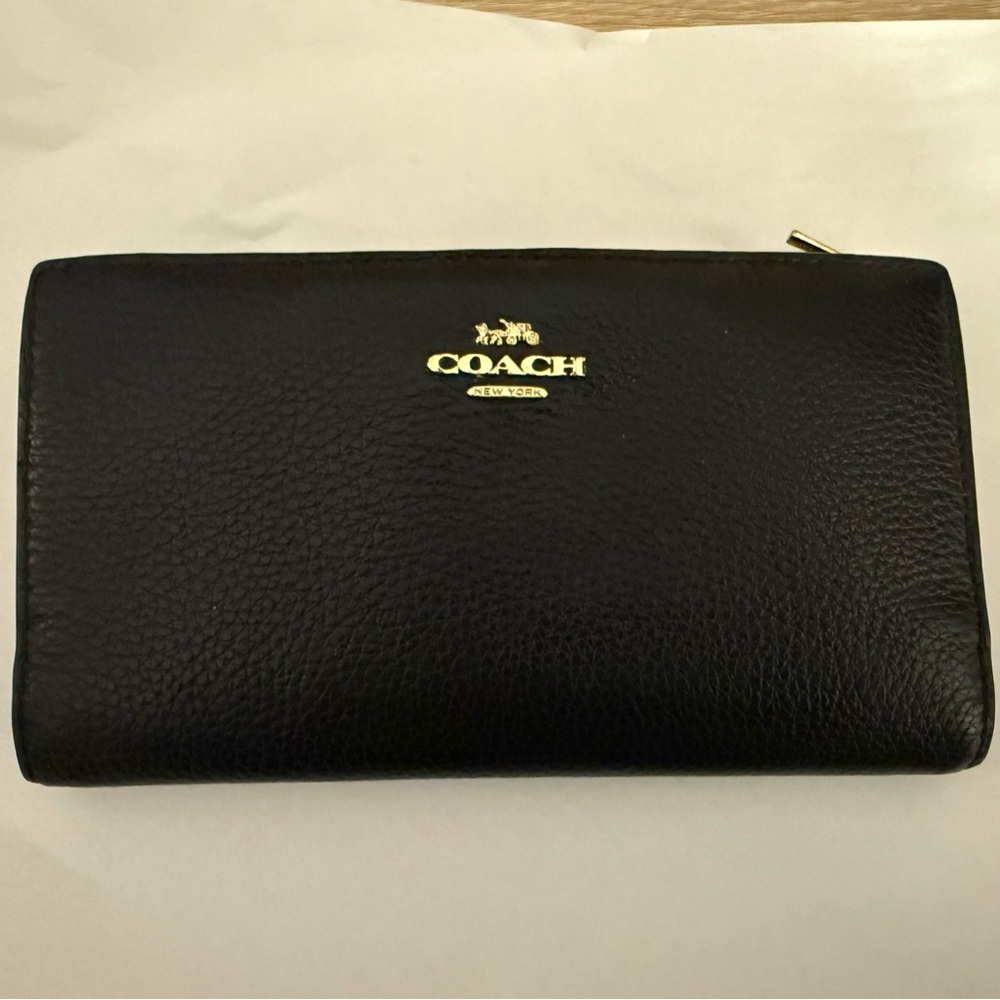 Coach Slim Zip Wallet